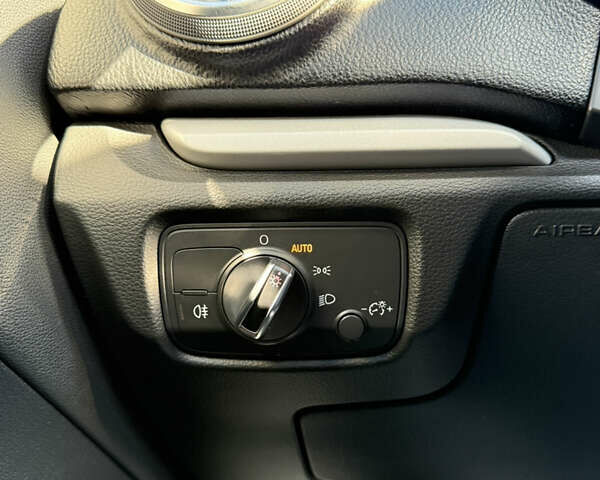 Белый Ауди А3, объемом двигателя 1.98 л и пробегом 105 тыс. км за 15300 $, фото 24 на Automoto.ua