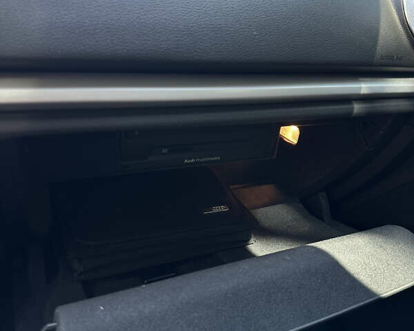 Белый Ауди А3, объемом двигателя 1.8 л и пробегом 96 тыс. км за 15600 $, фото 16 на Automoto.ua