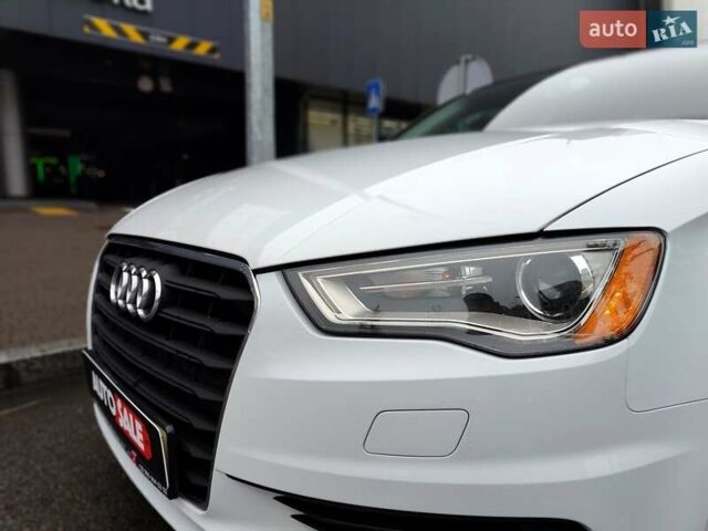 Белый Ауди А3, объемом двигателя 2 л и пробегом 192 тыс. км за 12990 $, фото 1 на Automoto.ua