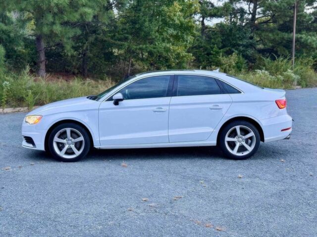 Білий Ауді А3, об'ємом двигуна 1.8 л та пробігом 72 тис. км за 4400 $, фото 3 на Automoto.ua