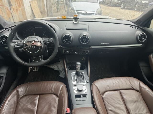 Белый Ауди А3, объемом двигателя 0 л и пробегом 220 тыс. км за 7500 $, фото 18 на Automoto.ua