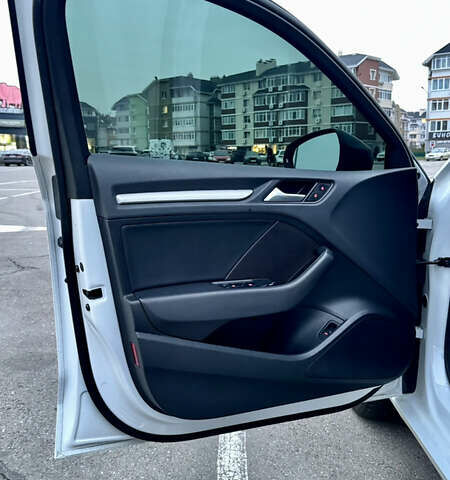 Білий Ауді А3, об'ємом двигуна 2 л та пробігом 226 тис. км за 12500 $, фото 21 на Automoto.ua