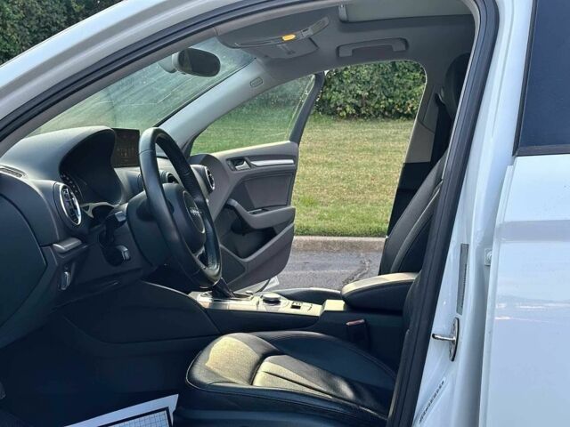 Белый Ауди А3, объемом двигателя 1.8 л и пробегом 132 тыс. км за 7000 $, фото 9 на Automoto.ua