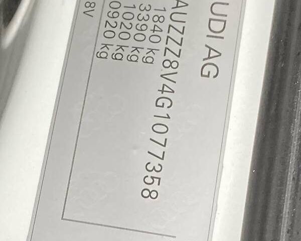 Білий Ауді А3, об'ємом двигуна 1.6 л та пробігом 175 тис. км за 15000 $, фото 51 на Automoto.ua