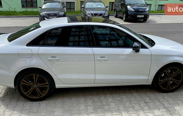 Белый Ауди А3, объемом двигателя 1.8 л и пробегом 152 тыс. км за 14200 $, фото 4 на Automoto.ua