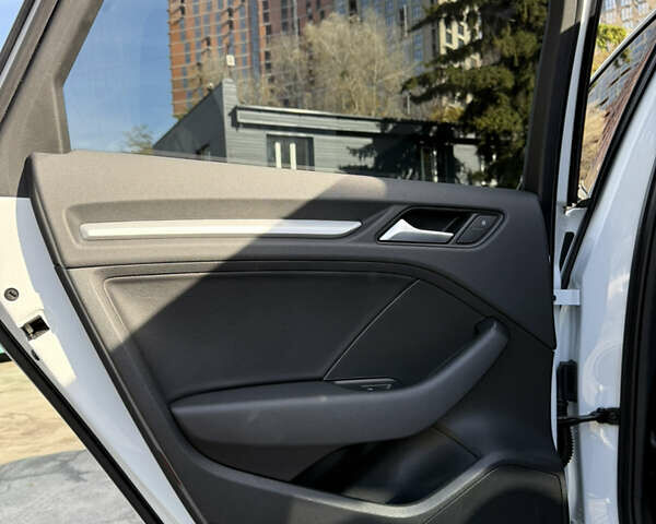 Белый Ауди А3, объемом двигателя 1.98 л и пробегом 105 тыс. км за 15300 $, фото 26 на Automoto.ua