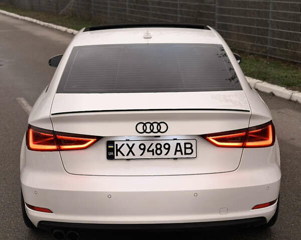 Белый Ауди А3, объемом двигателя 1.8 л и пробегом 226 тыс. км за 13699 $, фото 9 на Automoto.ua