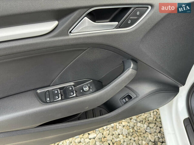 Белый Ауди А3, объемом двигателя 1.98 л и пробегом 189 тыс. км за 12999 $, фото 16 на Automoto.ua