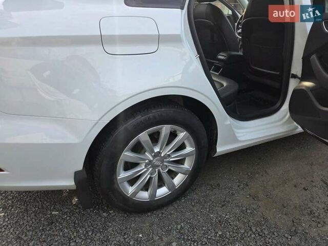 Белый Ауди А3, объемом двигателя 1.6 л и пробегом 53 тыс. км за 20500 $, фото 38 на Automoto.ua