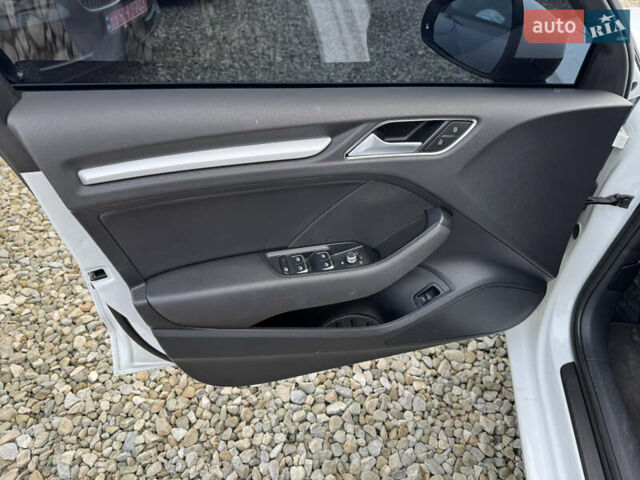 Белый Ауди А3, объемом двигателя 1.98 л и пробегом 189 тыс. км за 12999 $, фото 15 на Automoto.ua