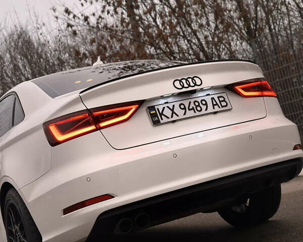 Белый Ауди А3, объемом двигателя 1.8 л и пробегом 226 тыс. км за 13699 $, фото 10 на Automoto.ua