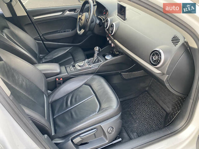 Белый Ауди А3, объемом двигателя 1.6 л и пробегом 161 тыс. км за 16500 $, фото 18 на Automoto.ua