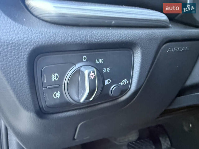 Білий Ауді А3, об'ємом двигуна 1.8 л та пробігом 99 тис. км за 12999 $, фото 33 на Automoto.ua