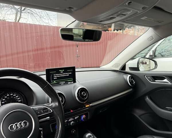 Білий Ауді А3, об'ємом двигуна 1.8 л та пробігом 229 тис. км за 13500 $, фото 8 на Automoto.ua