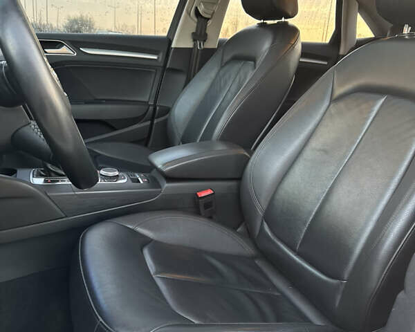 Белый Ауди А3, объемом двигателя 1.6 л и пробегом 245 тыс. км за 13500 $, фото 22 на Automoto.ua