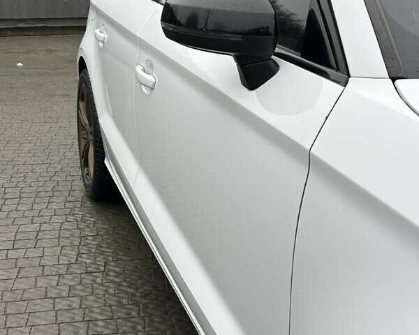 Белый Ауди А3, объемом двигателя 1.8 л и пробегом 159 тыс. км за 14500 $, фото 11 на Automoto.ua