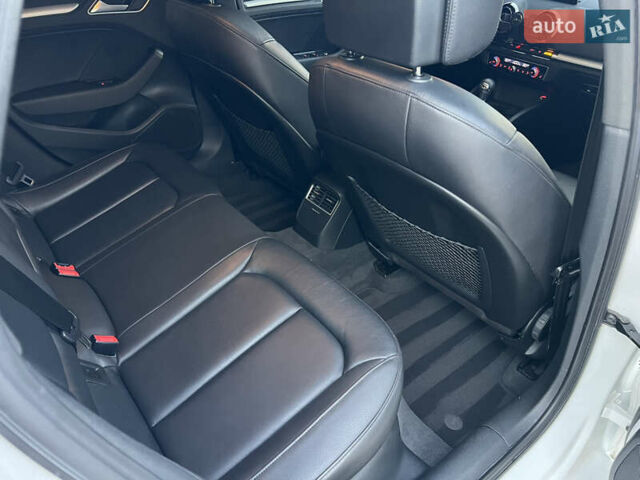 Белый Ауди А3, объемом двигателя 1.8 л и пробегом 126 тыс. км за 13800 $, фото 32 на Automoto.ua