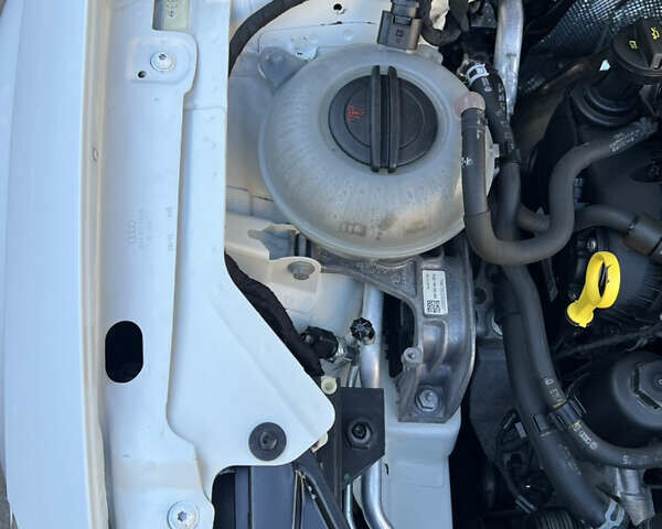 Белый Ауди А3, объемом двигателя 1.8 л и пробегом 126 тыс. км за 13800 $, фото 26 на Automoto.ua