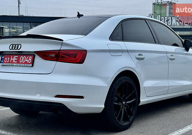 Белый Ауди А3, объемом двигателя 2 л и пробегом 226 тыс. км за 12500 $, фото 7 на Automoto.ua