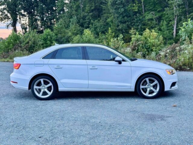 Білий Ауді А3, об'ємом двигуна 1.8 л та пробігом 72 тис. км за 4400 $, фото 7 на Automoto.ua