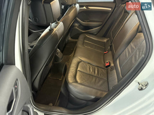 Белый Ауди А3, объемом двигателя 1.8 л и пробегом 69 тыс. км за 15000 $, фото 6 на Automoto.ua