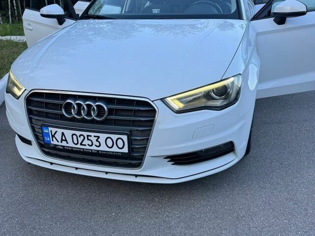 Белый Ауди А3, объемом двигателя 1.6 л и пробегом 196 тыс. км за 14200 $, фото 3 на Automoto.ua