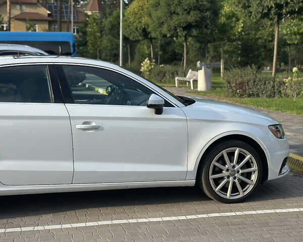 Білий Ауді А3, об'ємом двигуна 1.8 л та пробігом 105 тис. км за 13500 $, фото 5 на Automoto.ua