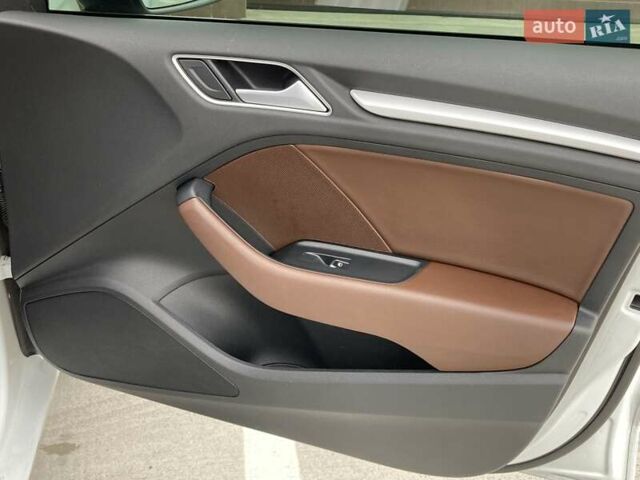 Білий Ауді А3, об'ємом двигуна 1.6 л та пробігом 175 тис. км за 15000 $, фото 49 на Automoto.ua