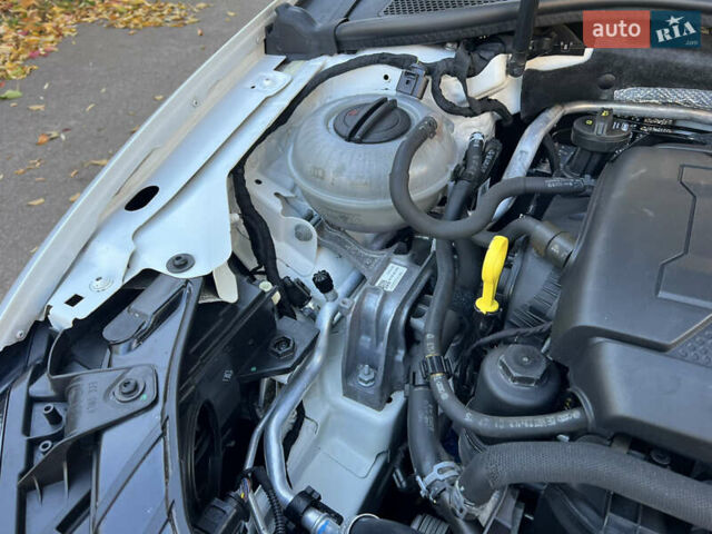 Белый Ауди А3, объемом двигателя 1.8 л и пробегом 126 тыс. км за 13800 $, фото 25 на Automoto.ua