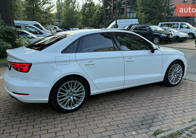 Белый Ауди А3, объемом двигателя 1.4 л и пробегом 64 тыс. км за 19000 $, фото 6 на Automoto.ua