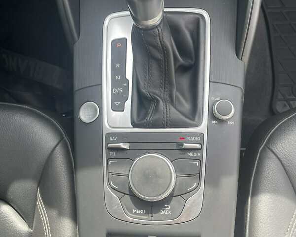 Білий Ауді А3, об'ємом двигуна 1.97 л та пробігом 63 тис. км за 20200 $, фото 40 на Automoto.ua