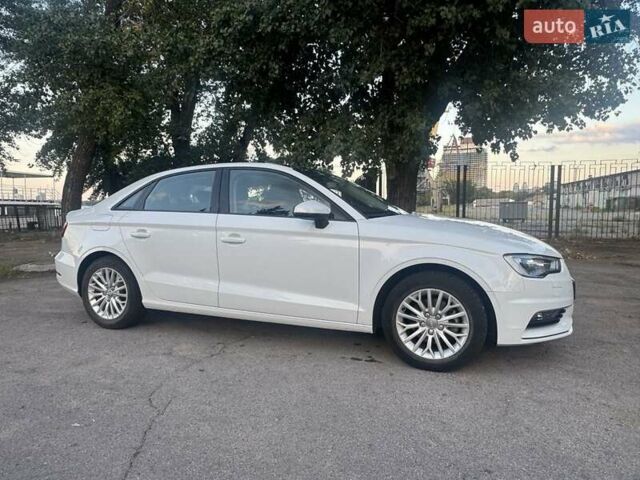 Білий Ауді А3, об'ємом двигуна 2 л та пробігом 54 тис. км за 20500 $, фото 7 на Automoto.ua