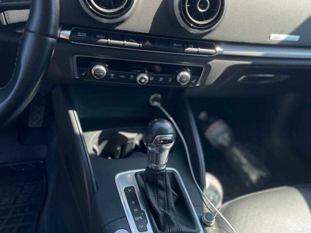 Ауди А3 2016 в Корсунь-Шевченковском на Automoto.ua Белый Ауди А3, объемом двигателя 2 л и пробегом 159 тыс. км за 17500 $, фото 15 на Automoto.ua