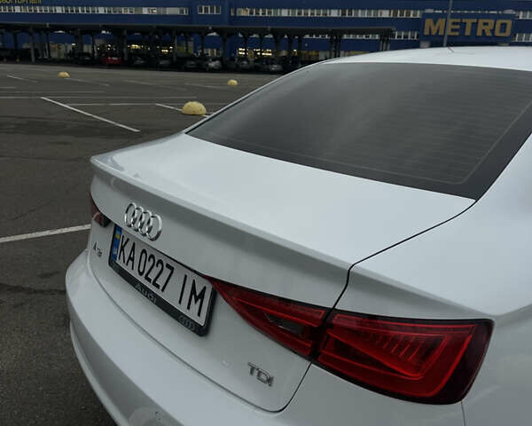 Белый Ауди А3, объемом двигателя 2 л и пробегом 130 тыс. км за 18000 $, фото 5 на Automoto.ua