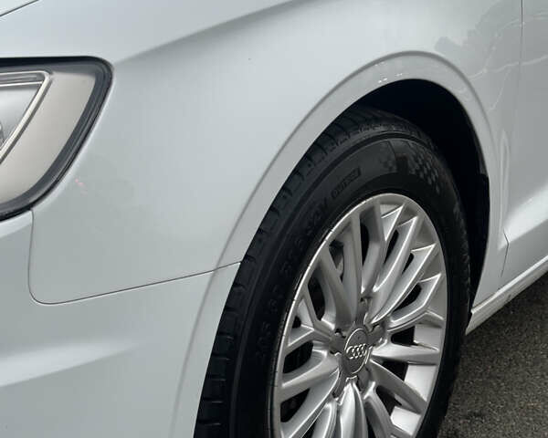 Белый Ауди А3, объемом двигателя 2 л и пробегом 130 тыс. км за 18000 $, фото 3 на Automoto.ua