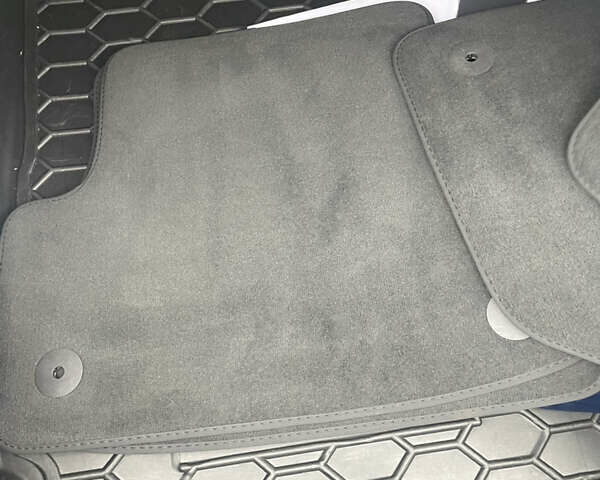 Білий Ауді А3, об'ємом двигуна 1.97 л та пробігом 63 тис. км за 20200 $, фото 53 на Automoto.ua