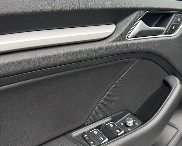 Белый Ауди А3, объемом двигателя 1.97 л и пробегом 95 тыс. км за 15200 $, фото 9 на Automoto.ua