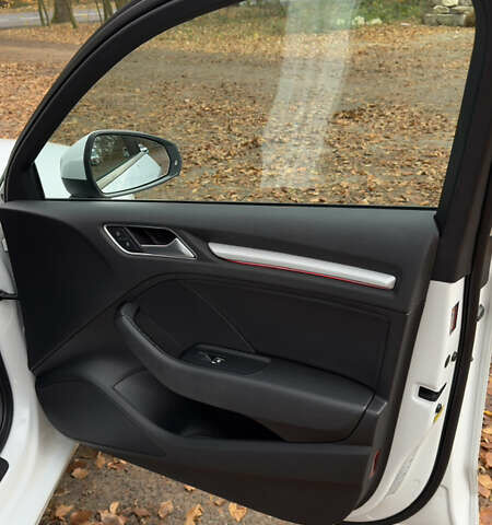 Білий Ауді А3, об'ємом двигуна 1.98 л та пробігом 148 тис. км за 16000 $, фото 17 на Automoto.ua