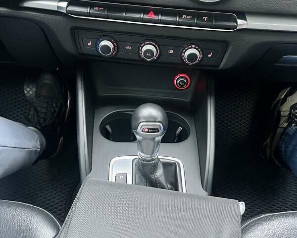 Белый Ауди А3, объемом двигателя 2 л и пробегом 116 тыс. км за 20000 $, фото 9 на Automoto.ua