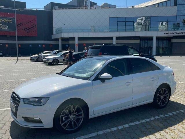 Ауди А3 2016 в Корсунь-Шевченковском на Automoto.ua Белый Ауди А3, объемом двигателя 2 л и пробегом 159 тыс. км за 17500 $, фото 11 на Automoto.ua