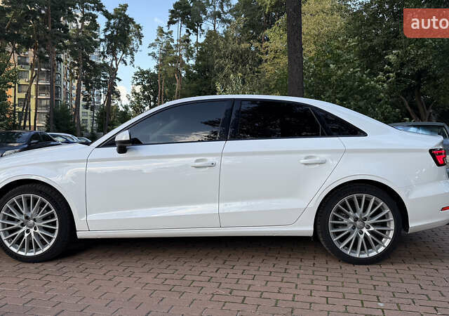 Белый Ауди А3, объемом двигателя 1.4 л и пробегом 64 тыс. км за 19000 $, фото 11 на Automoto.ua