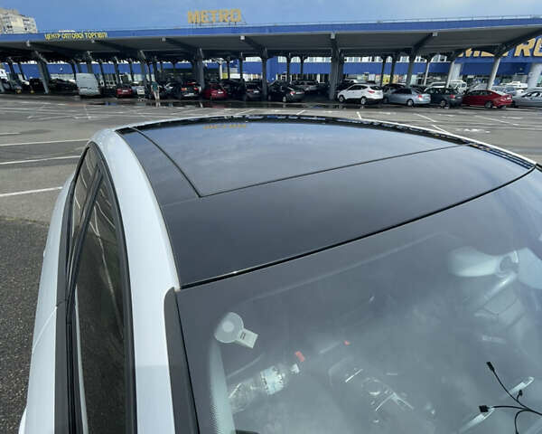 Білий Ауді А3, об'ємом двигуна 1.97 л та пробігом 63 тис. км за 20200 $, фото 16 на Automoto.ua