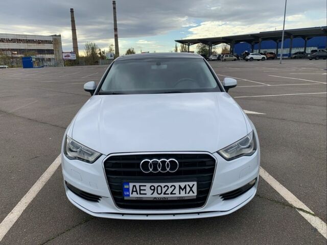 Ауді А3 2016 у Кривому Розі на Automoto.ua Білий Ауді А3, об'ємом двигуна 2 л та пробігом 112 тис. км за 17500 $, фото 3 на Automoto.ua