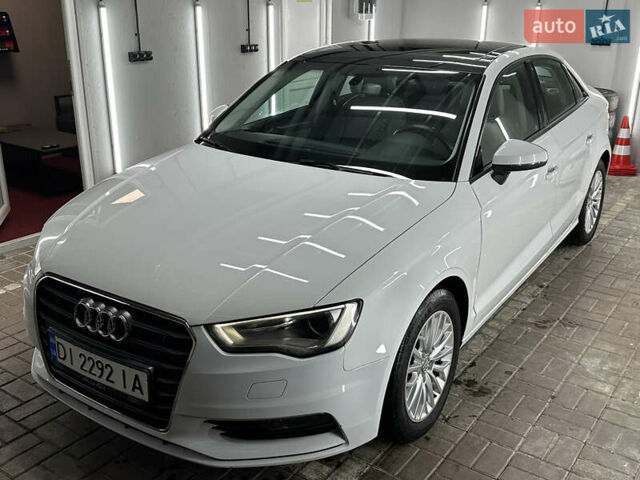 Ауди А3 2016 в Киеве на Automoto.ua Белый Ауди А3, объемом двигателя 1.97 л и пробегом 80 тыс. км за 18200 $, фото 4 на Automoto.ua