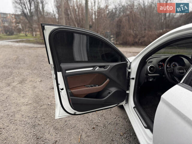 Білий Ауді А3, об'ємом двигуна 2 л та пробігом 158 тис. км за 14999 $, фото 13 на Automoto.ua