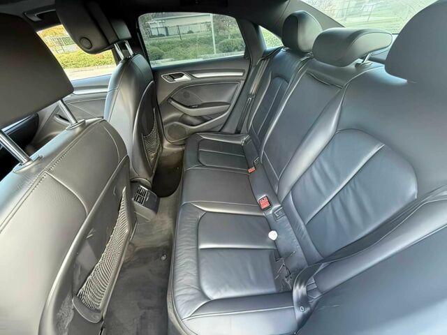 Белый Ауди А3, объемом двигателя 2 л и пробегом 72 тыс. км за 10000 $, фото 11 на Automoto.ua