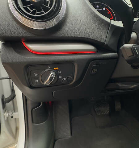 Білий Ауді А3, об'ємом двигуна 1.98 л та пробігом 148 тис. км за 16000 $, фото 31 на Automoto.ua