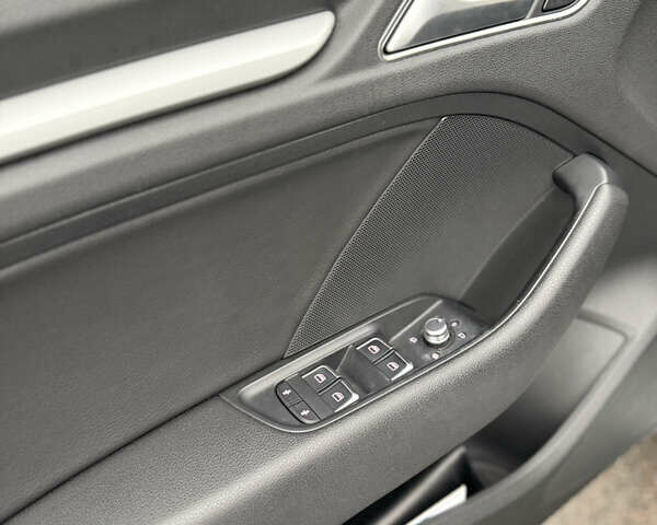 Белый Ауди А3, объемом двигателя 1.97 л и пробегом 130 тыс. км за 16500 $, фото 14 на Automoto.ua