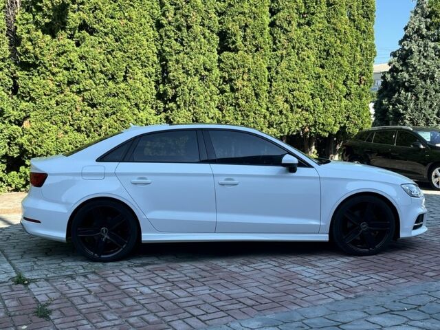 Белый Ауди А3, объемом двигателя 1.8 л и пробегом 123 тыс. км за 14600 $, фото 2 на Automoto.ua