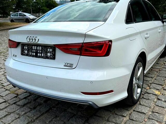Білий Ауді А3, об'ємом двигуна 2 л та пробігом 86 тис. км за 17800 $, фото 2 на Automoto.ua